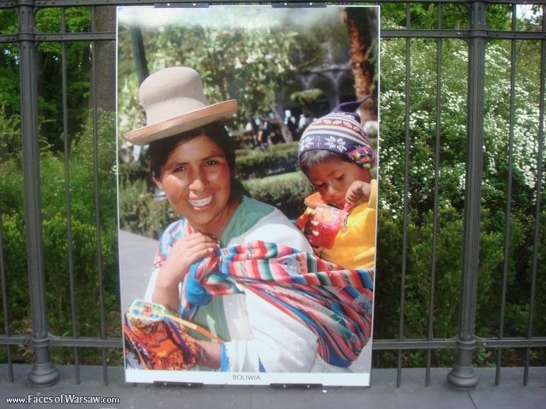 Faces of Warsaw - "Smile of the World" Photo Exhibition - Łazienki fencing
