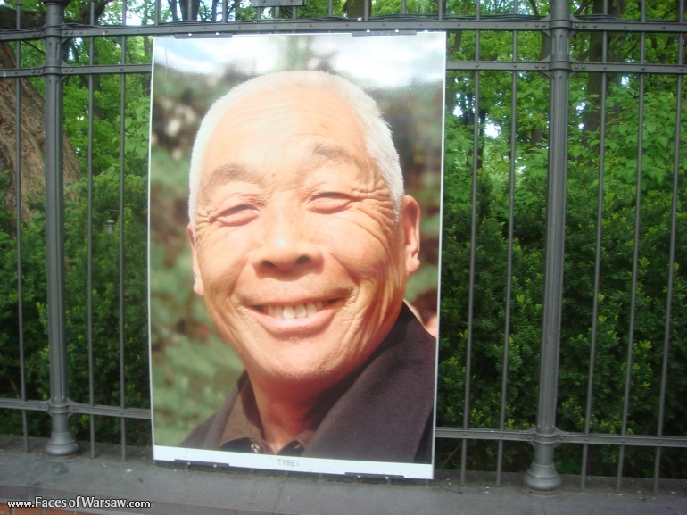 Faces of Warsaw - "Smile of the World" Photo Exhibition - Łazienki fencing
